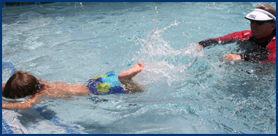 Learning to swimm at Aloha Capo Beach Swimming School